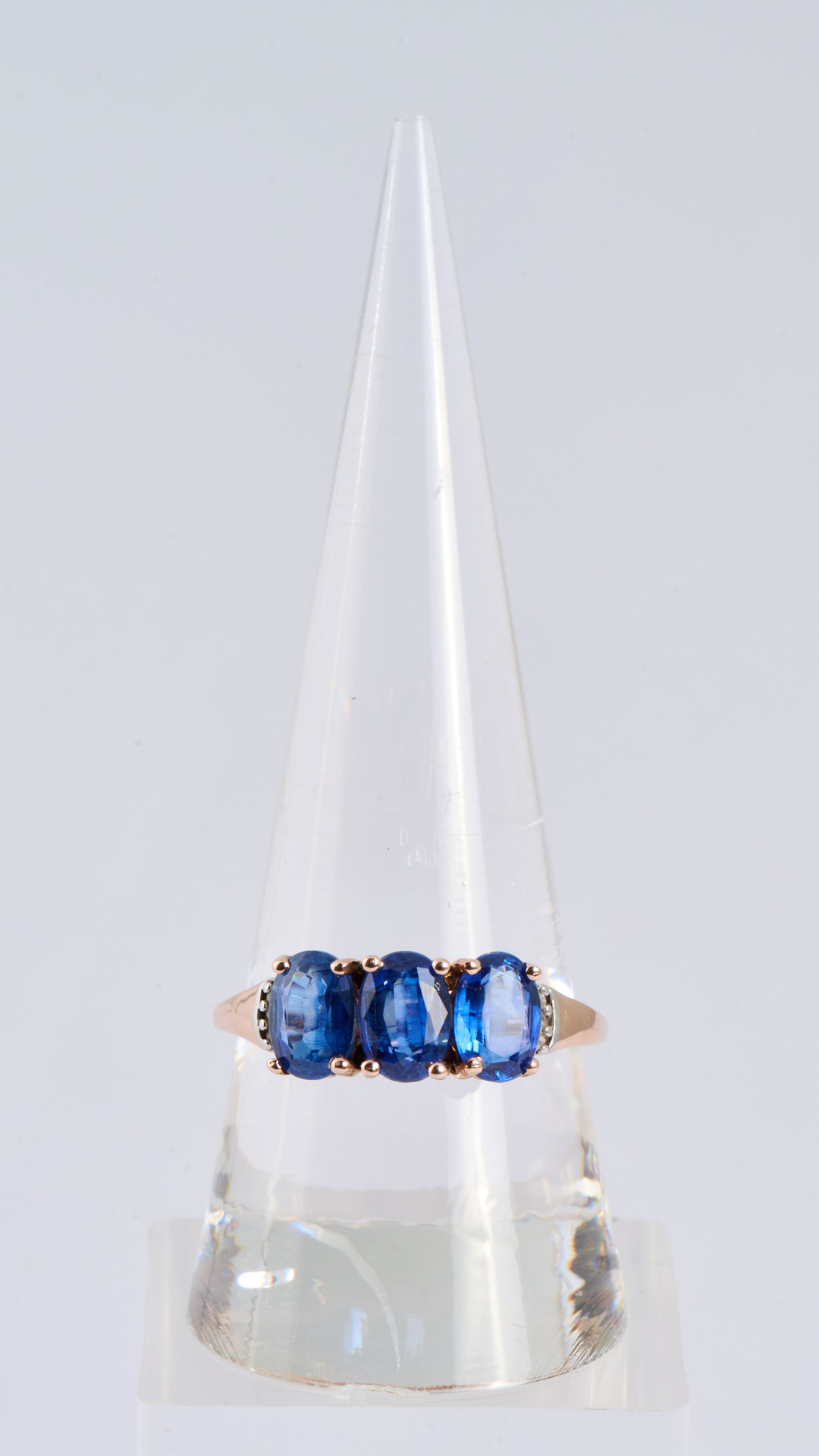 180 Diamond Sapphire Dress Ring