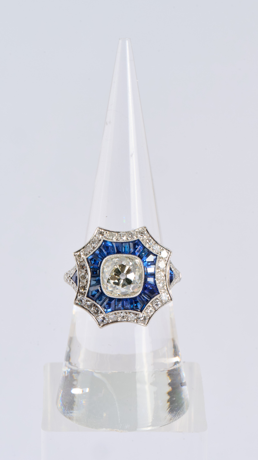110 Diamond & Sapphire Dress Ring