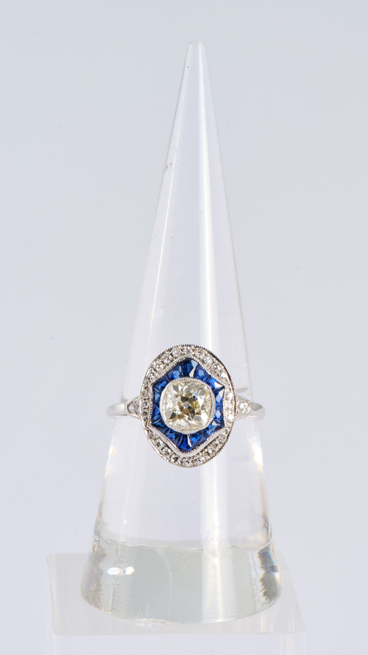 462 Sapphire Diamond Ring