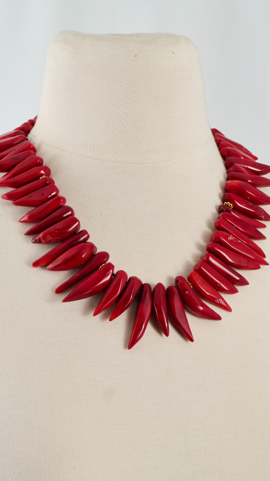178 Coral Fringe Necklace