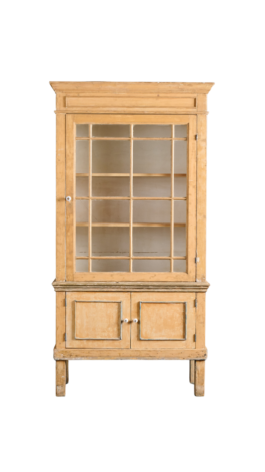AO10 Cabinet