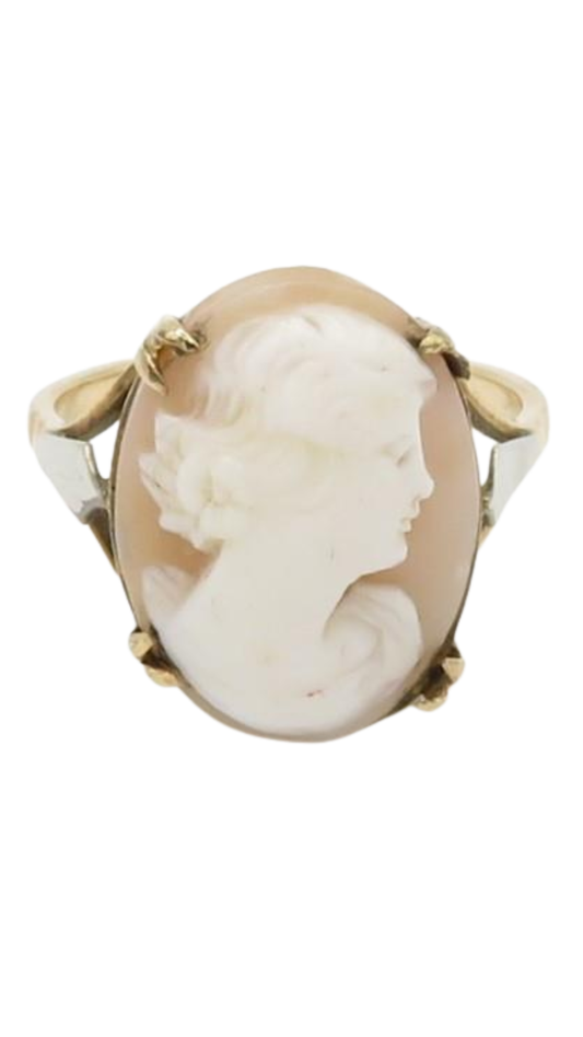 28 Cameo Ring