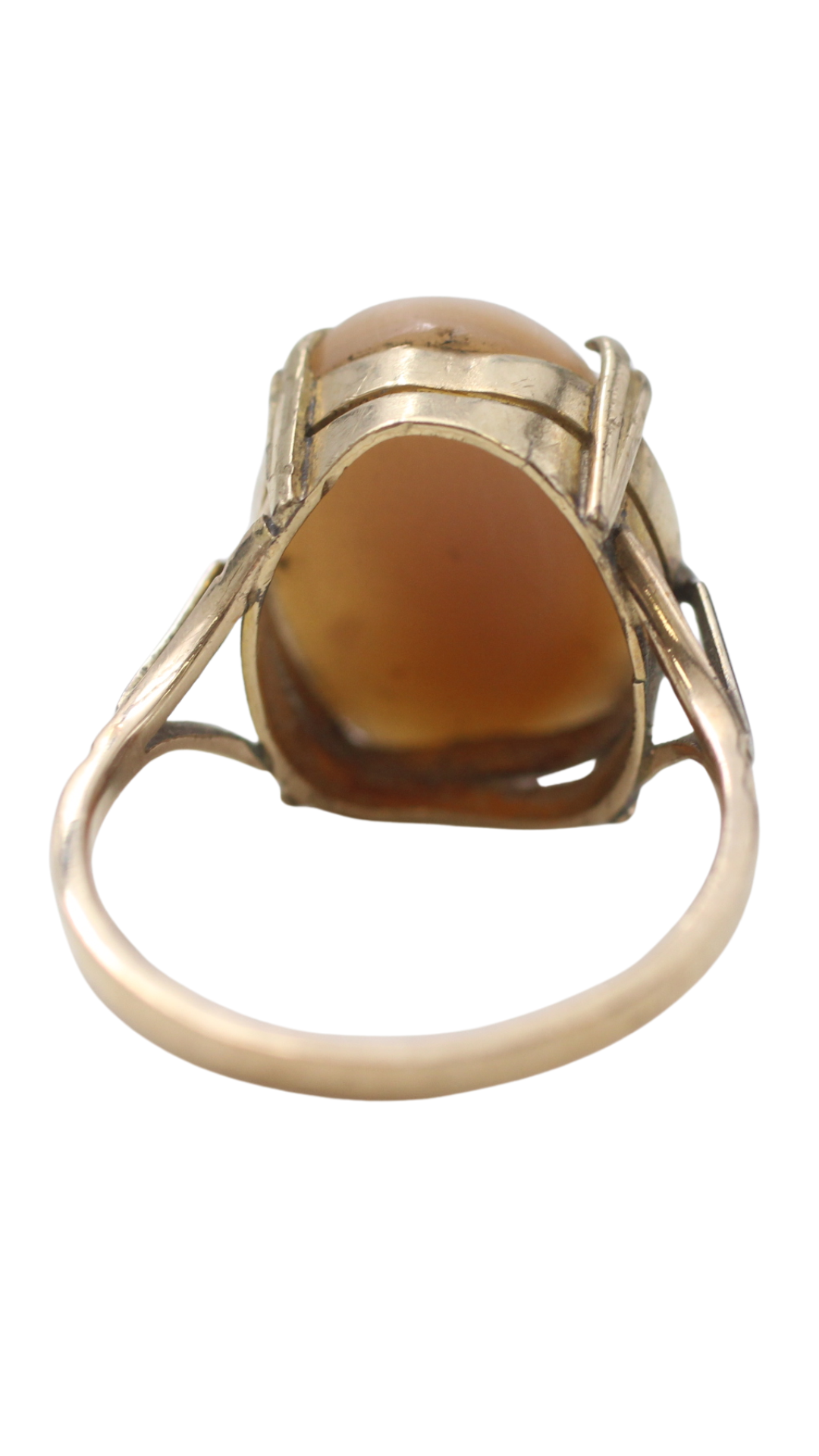 28 Cameo Ring