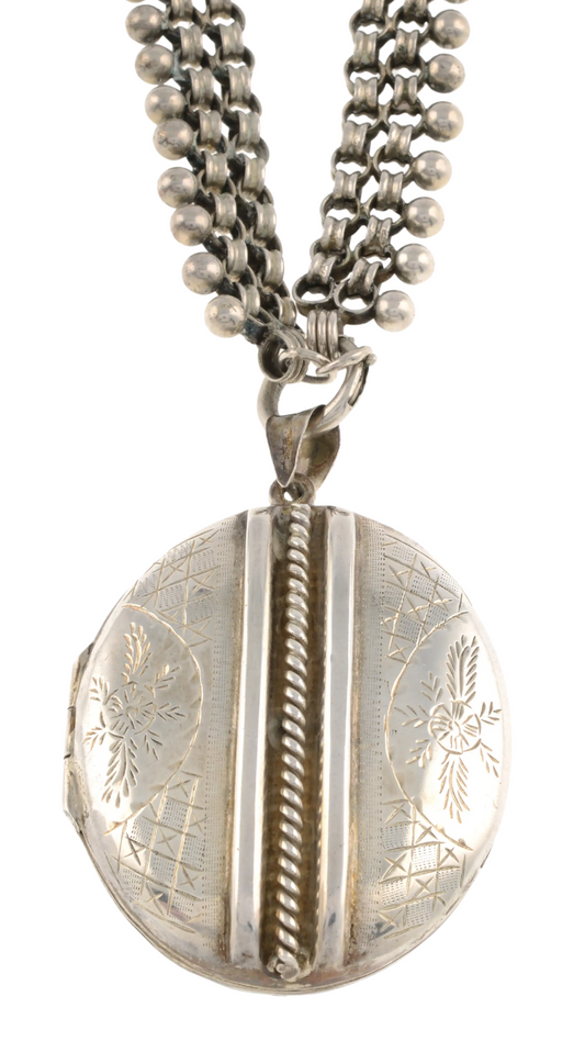 592 Silver Locket Chain