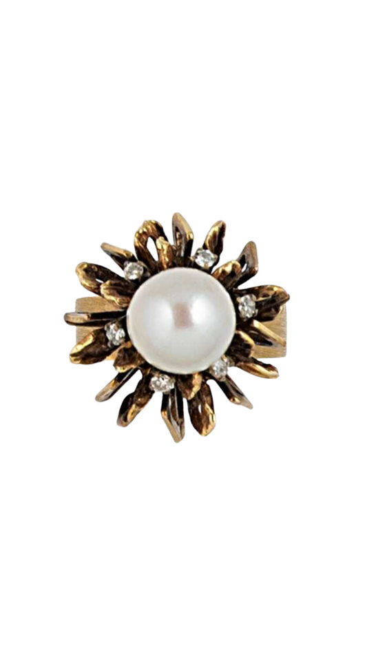 39 Cultured Pearl & Diamond Ring
