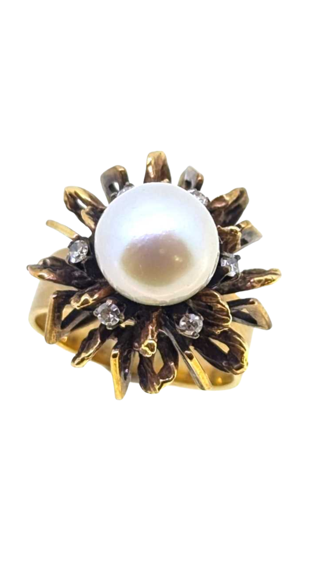 39 Cultured Pearl & Diamond Ring