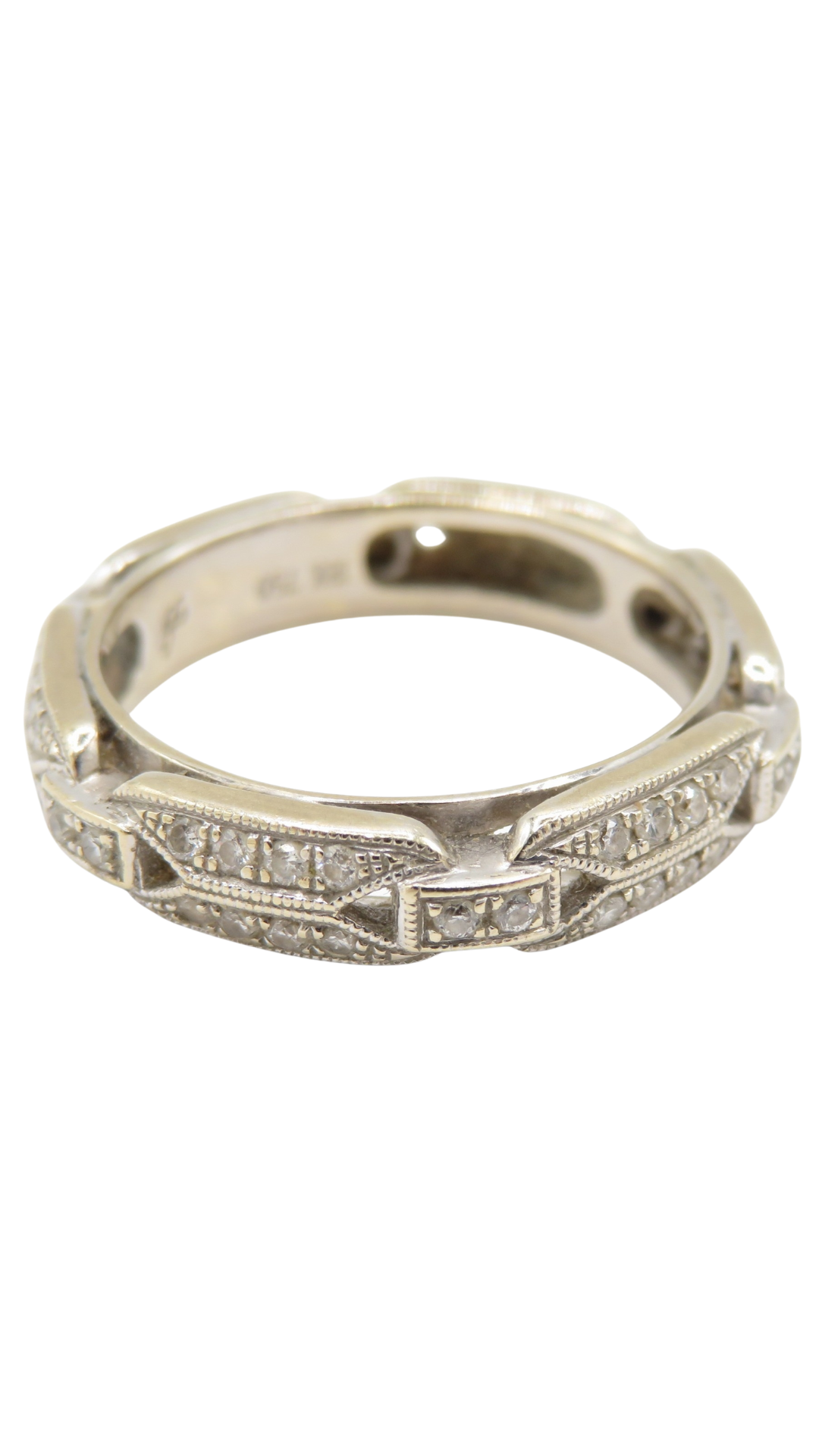 23 White Gold Diamond Ring