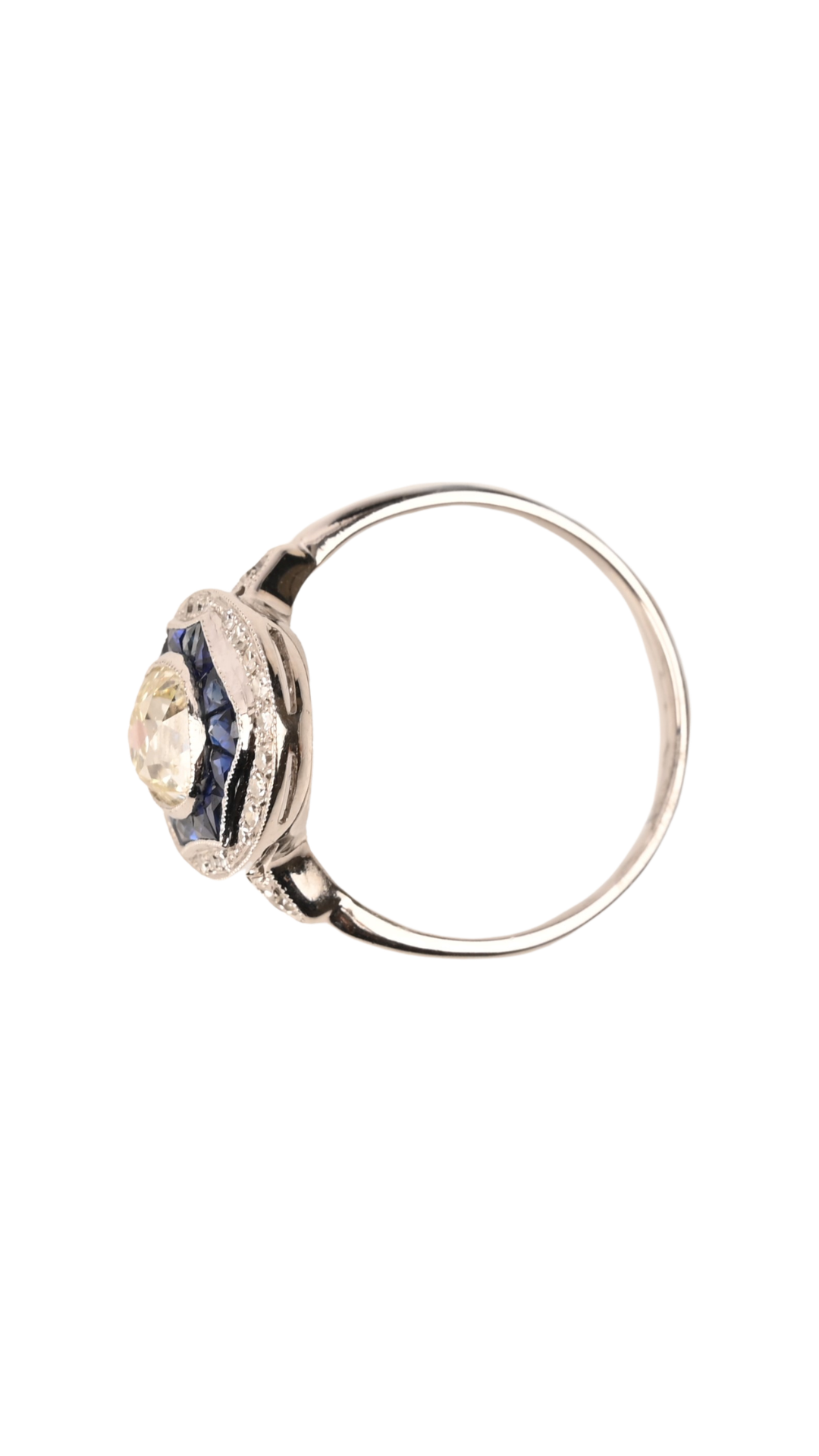 462 Sapphire Diamond Ring