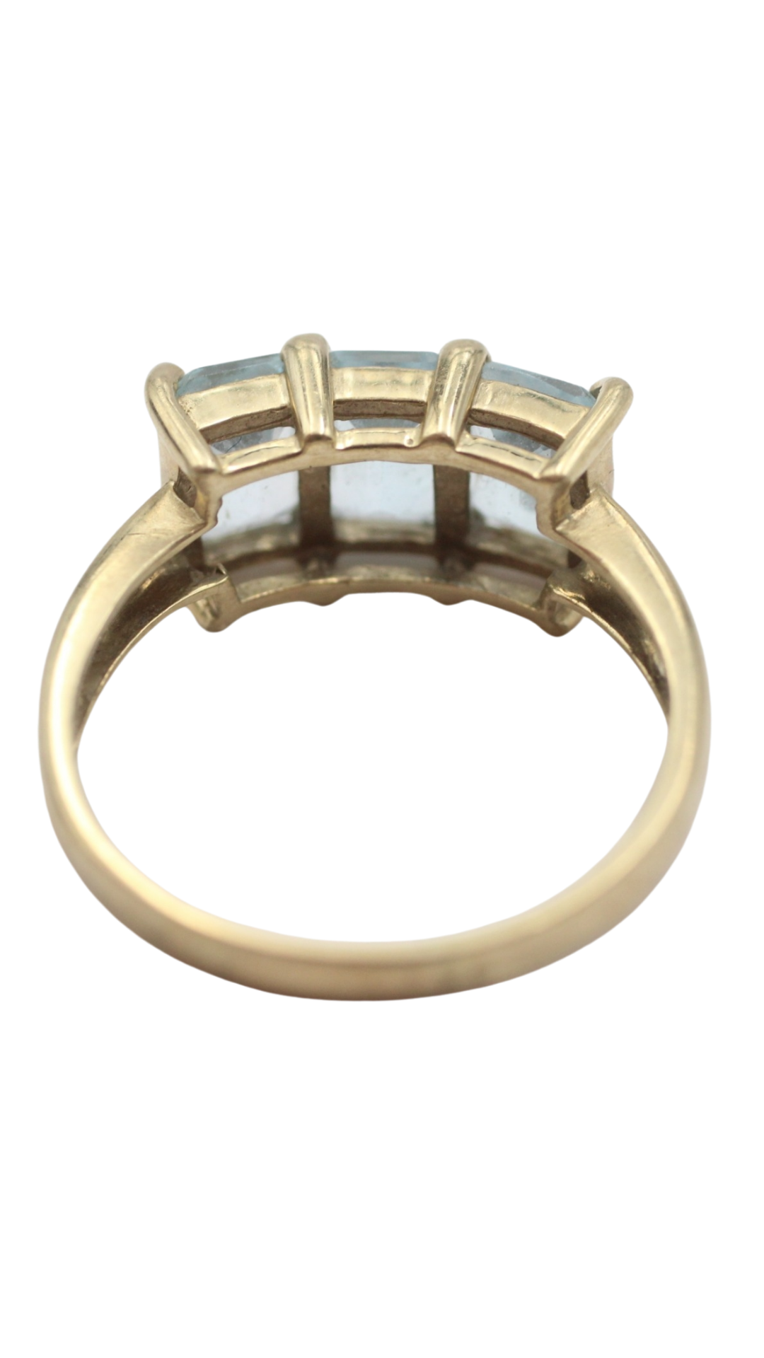 14 Blue Topaz 3 Stone Ring