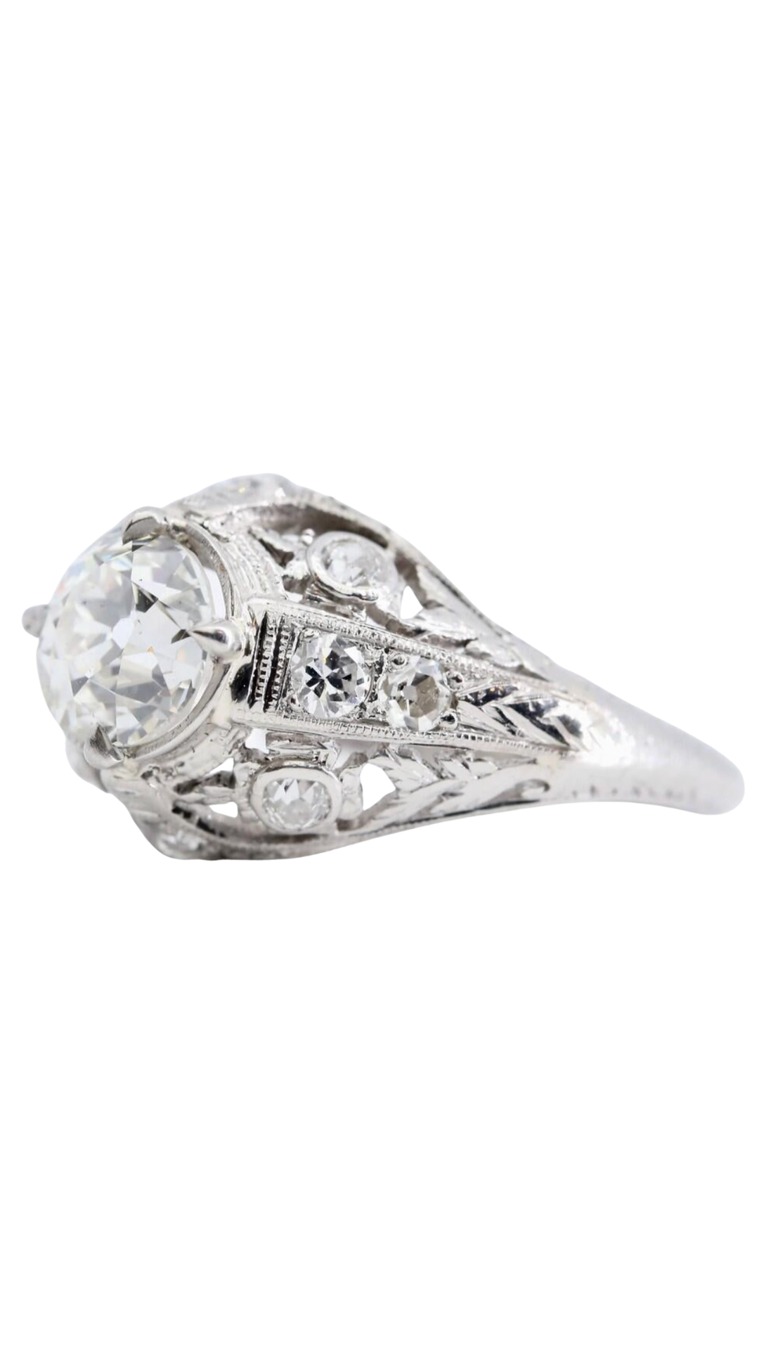 Art Deco Floral Motif Diamond Ring
