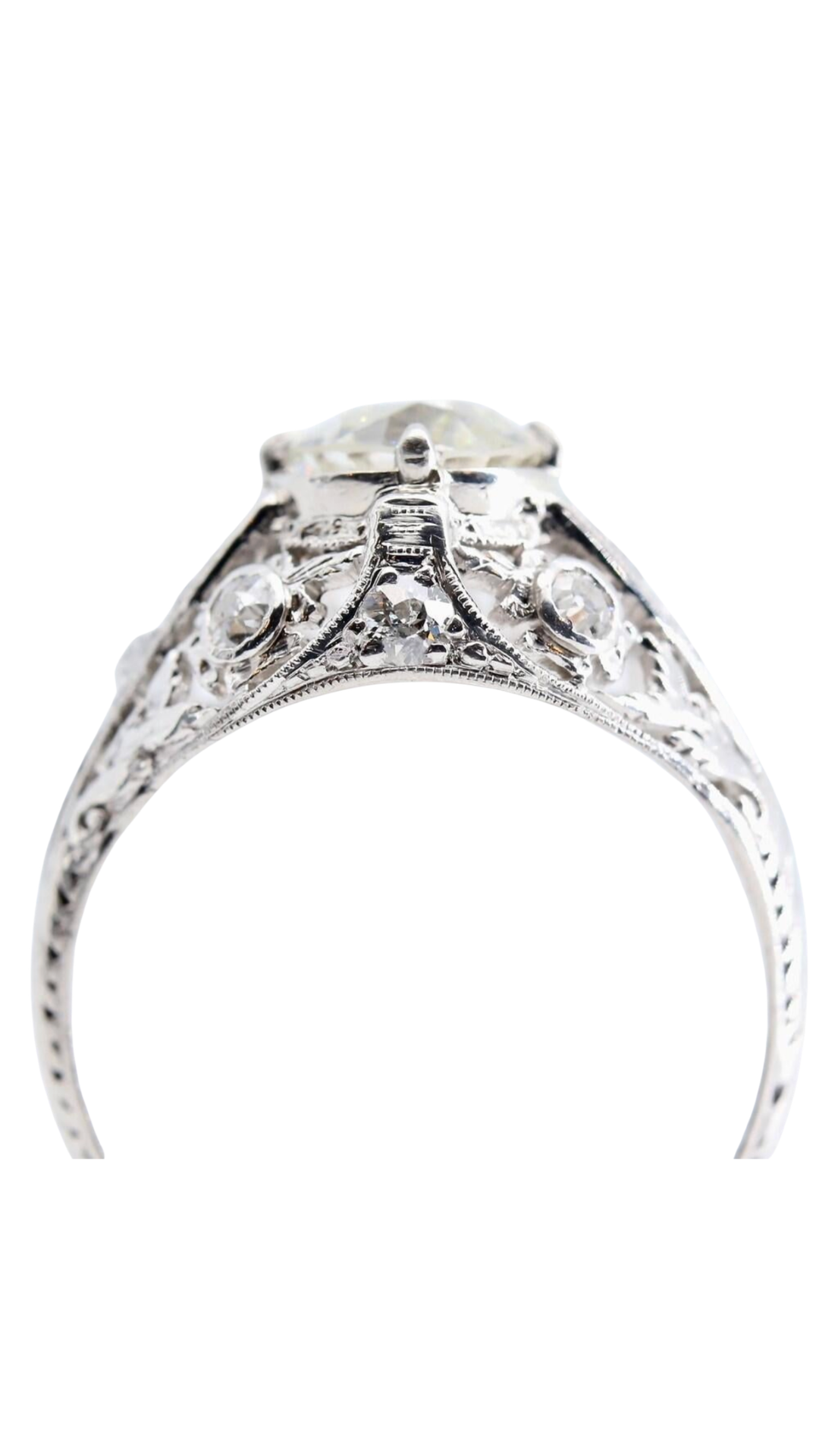 Art Deco Floral Motif Diamond Ring