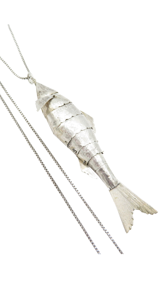 226 Silver Fish Pendant Necklace