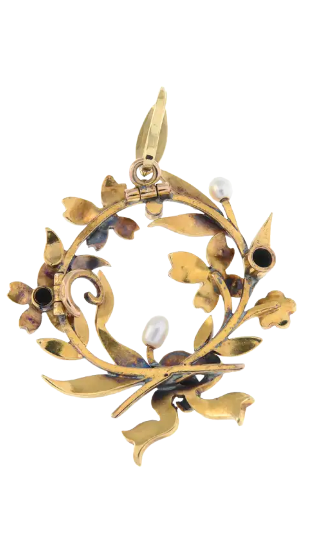 499 Floral Pearl Wreath Pendant Necklace