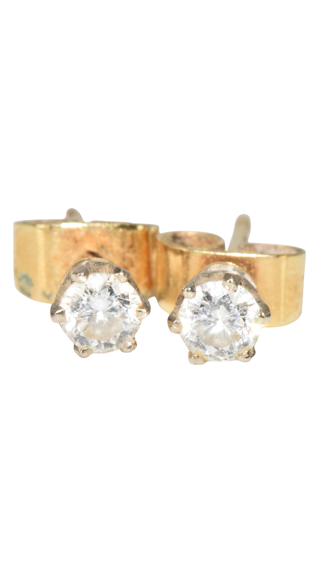 229 Round Cut Diamond Earrings