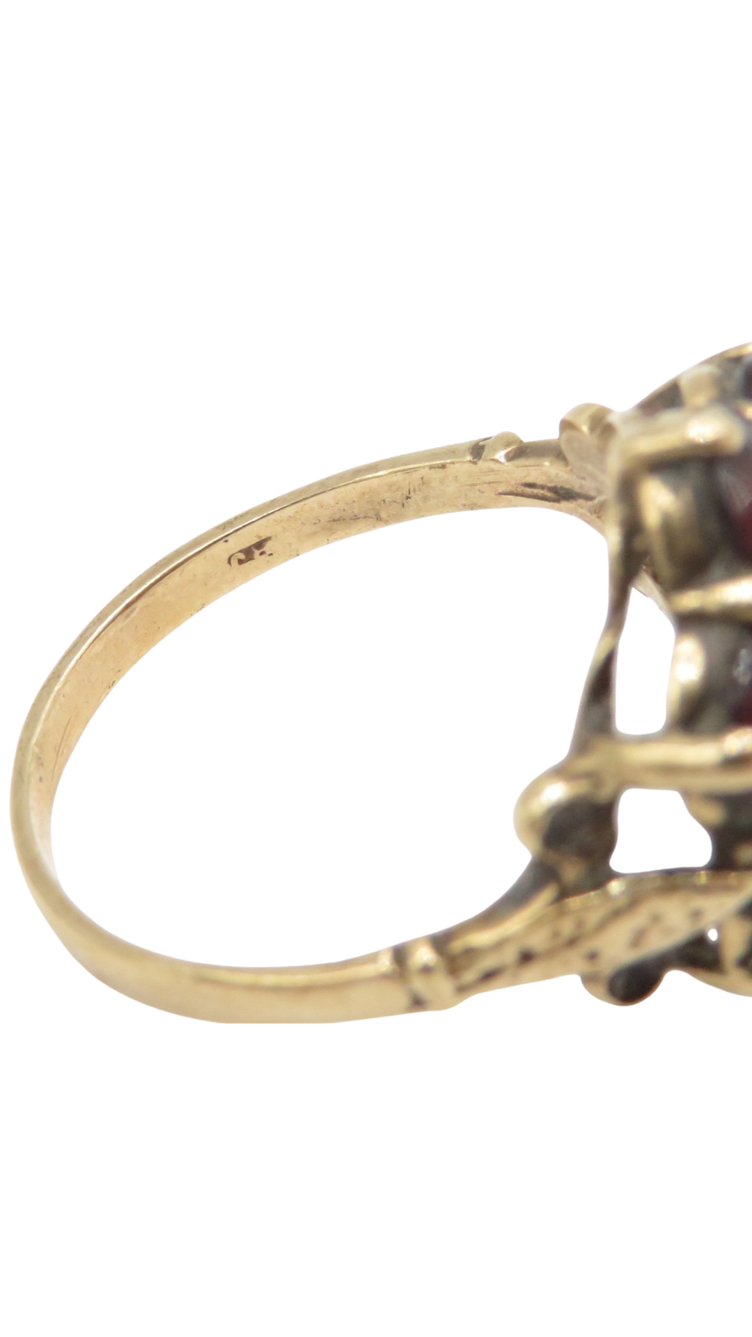 95 Garnet Floral Cluster Ring