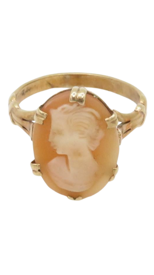 161 Shell Cameo Ring