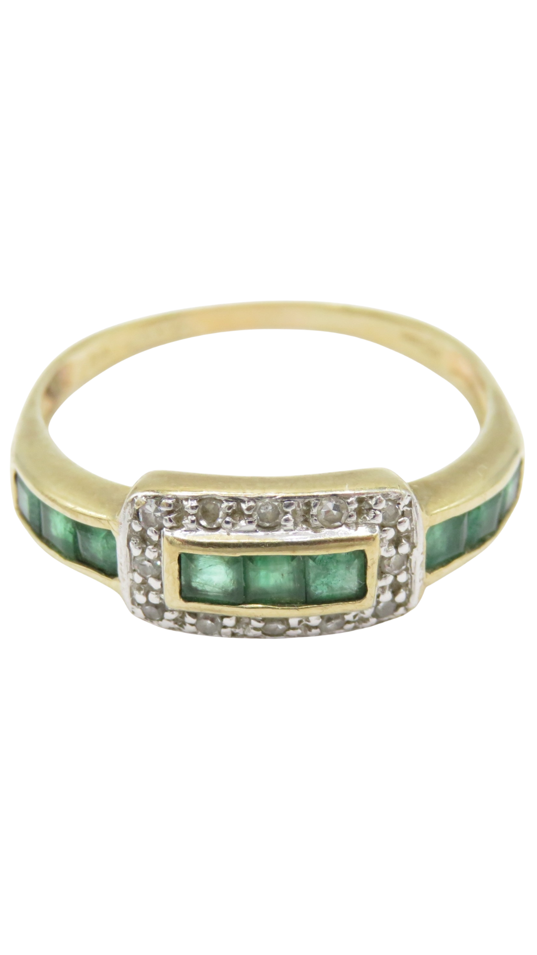 39 Emerald Diamond Ring
