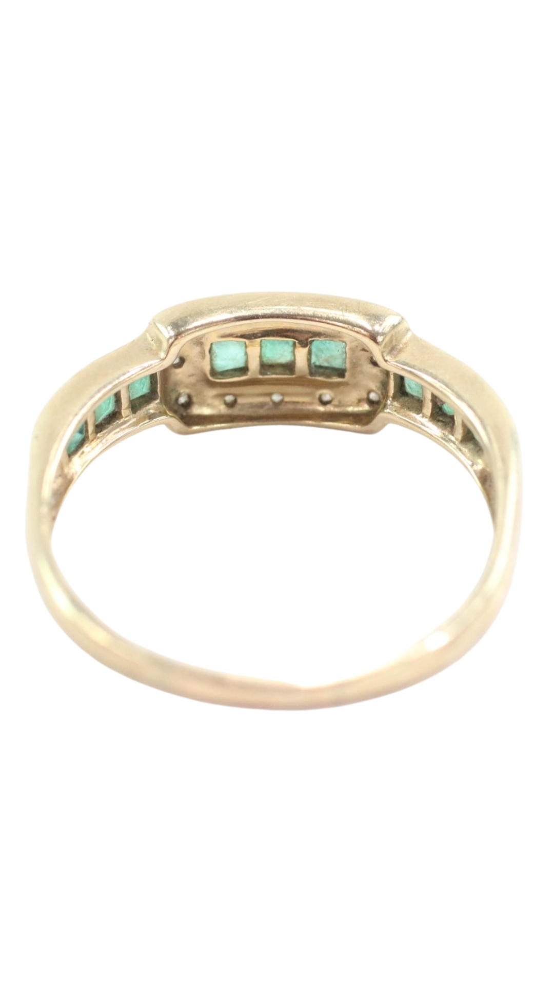 39 Emerald Diamond Ring