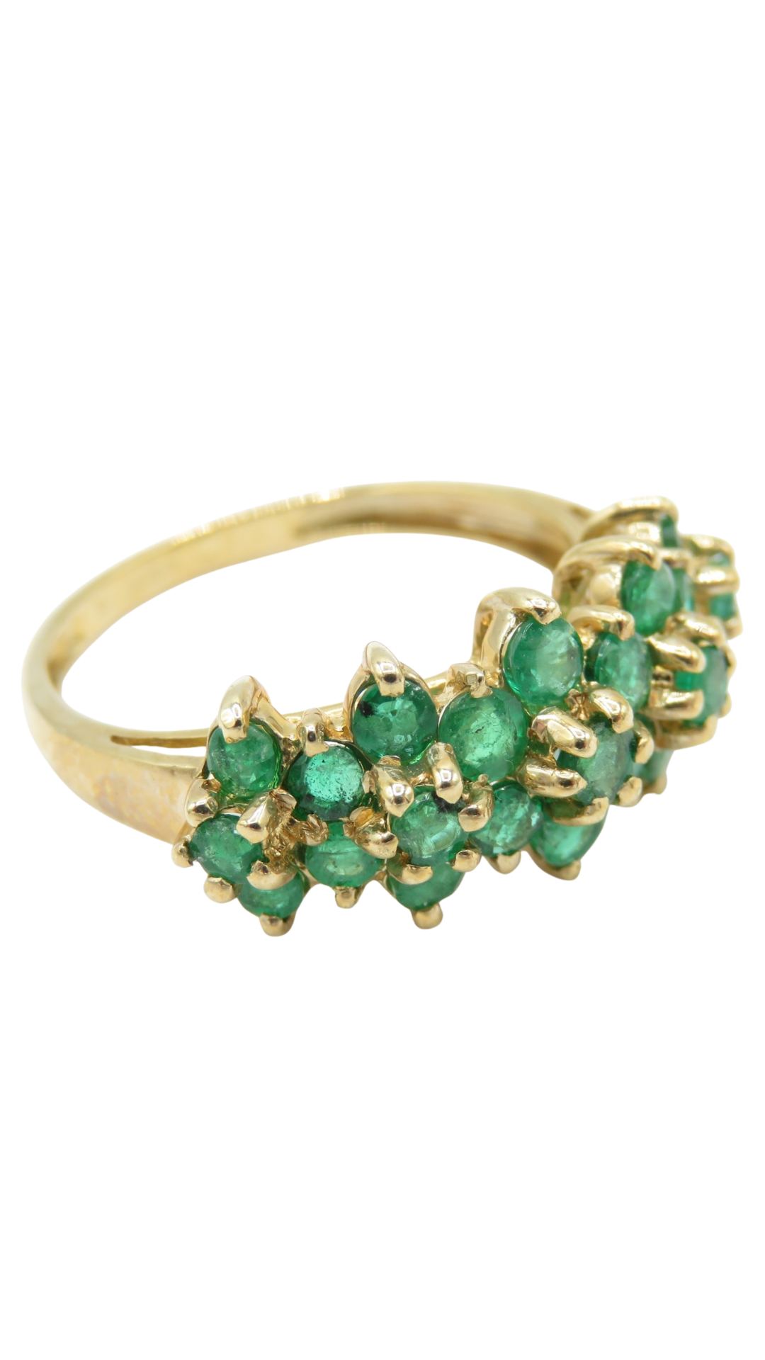 41 Emerald Floral Cluster Ring