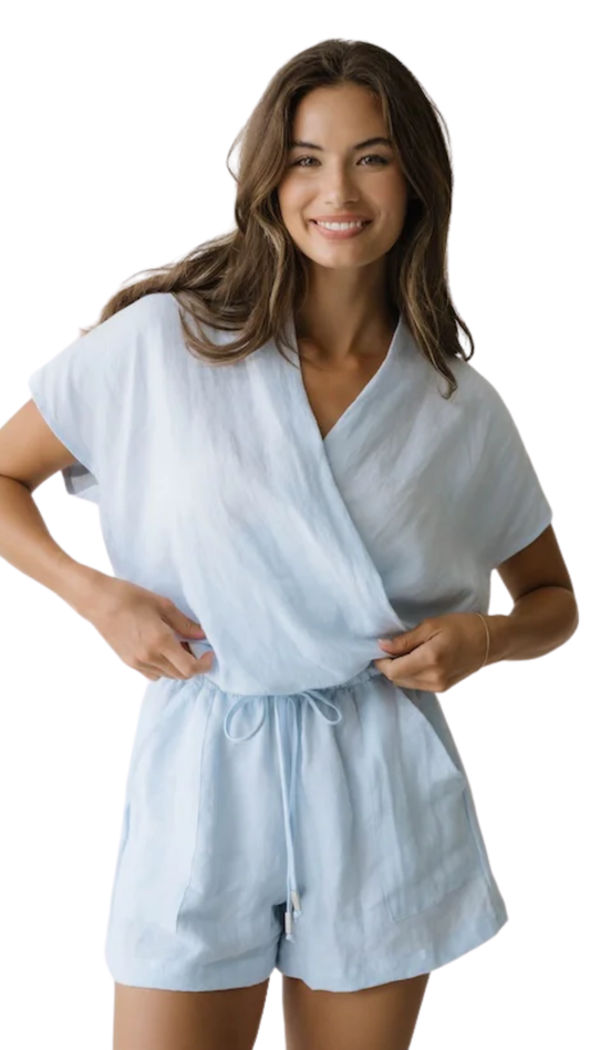 Sky Sleeveless Twist Top