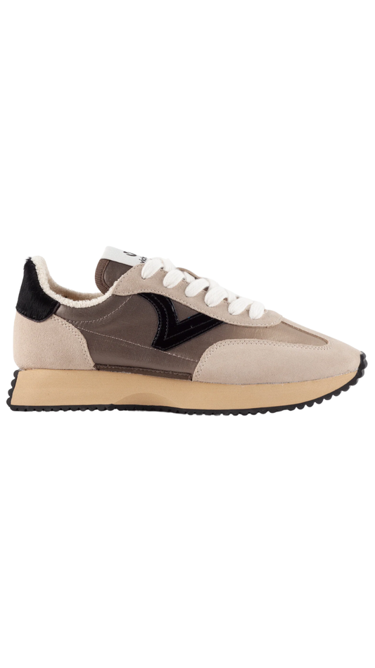 Cosmos Metal Sneaker