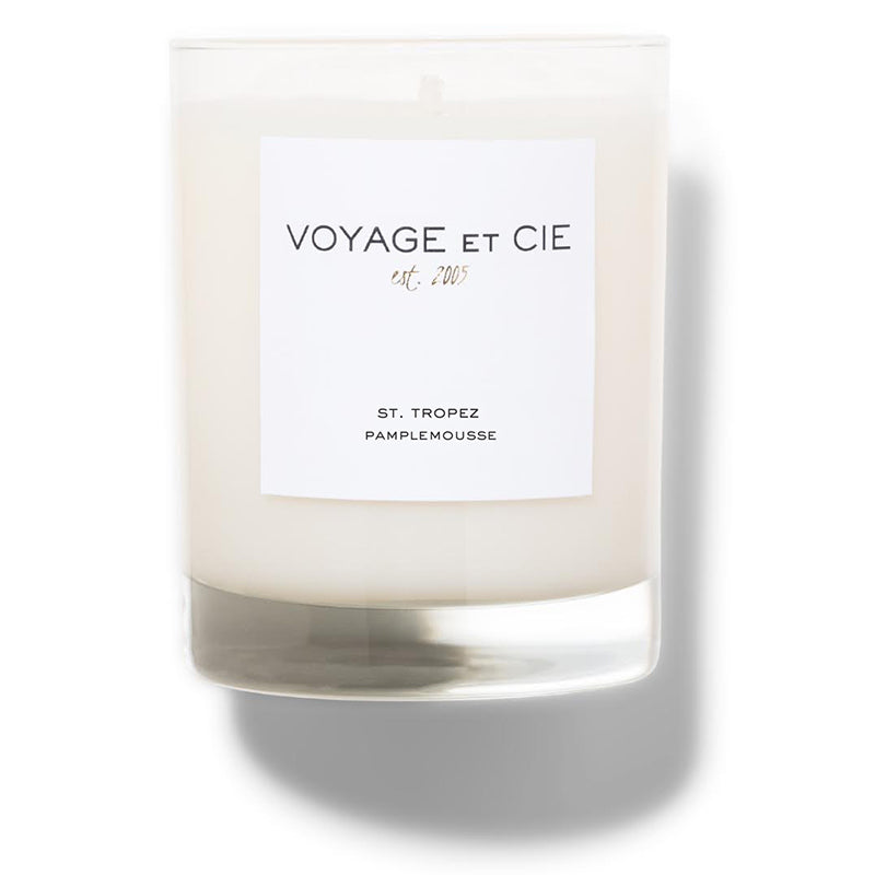 Fragrance Notes: Sparkling grapefruit surrounded with sweet orange, sheer white florals, green accents and exotic patchouli undertones. 